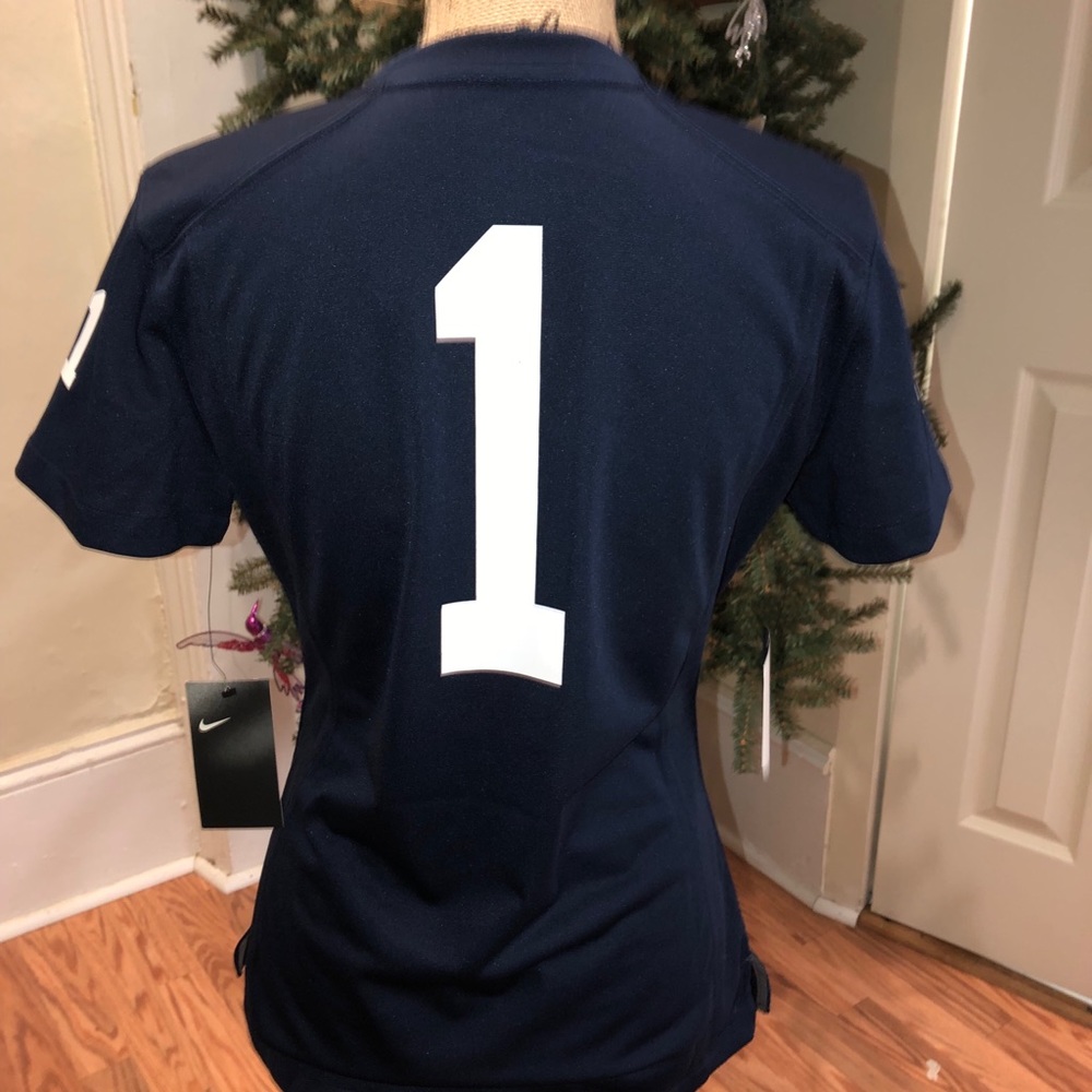 Shirt - Picture 3 of 5